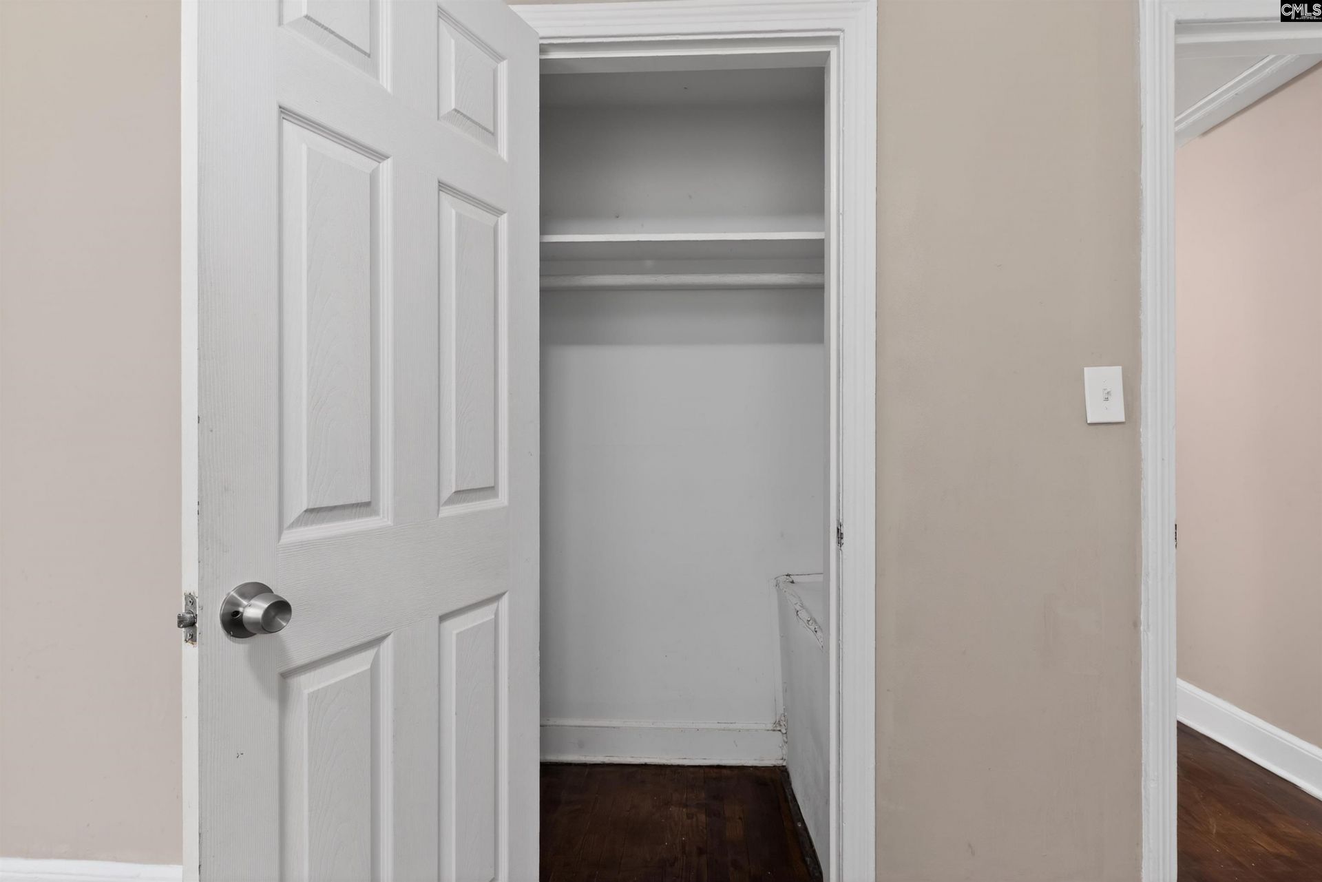721 Vernon Street  Photo 17