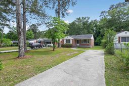 721 Vernon Street  photo 4