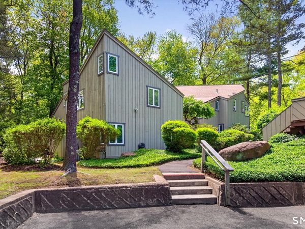 1 Talcott, Unit B, Farmington, CT 06032
