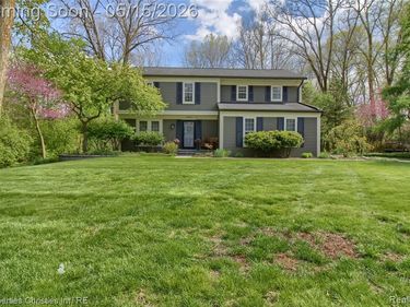 19727 Scenic Harbour Drive, Northville Twp, MI 48167