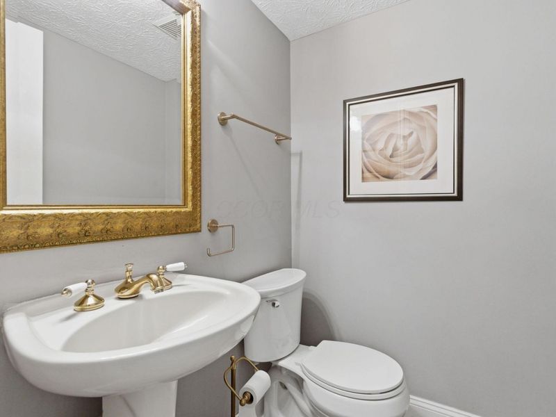 5733 Eaglesham Drive, Westerville, OH 43081 Photo 38