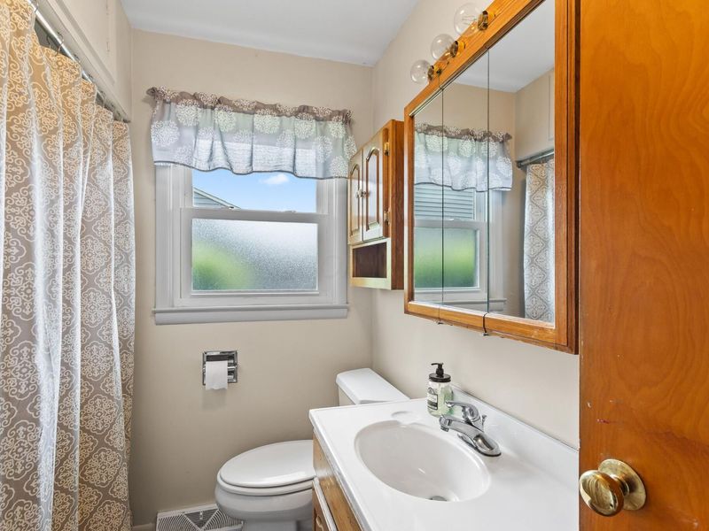 437 Forest Lawn Boulevard, Marion, OH 43302 Photo 28