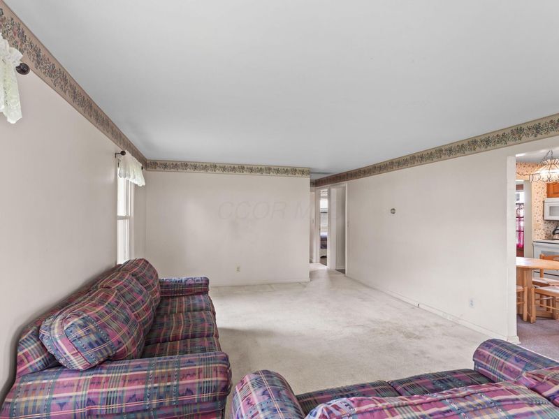 437 Forest Lawn Boulevard, Marion, OH 43302 Photo 8
