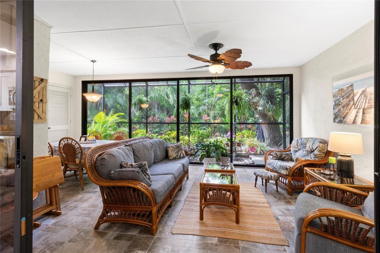 6064 Fairway Lane, Unit 1512, Bradenton, FL 34210 Photo