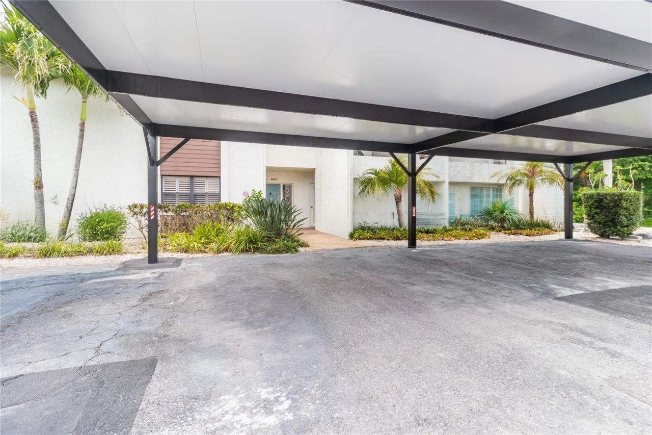 6064 Fairway Lane, Unit 1512, Bradenton, FL 34210 Photo