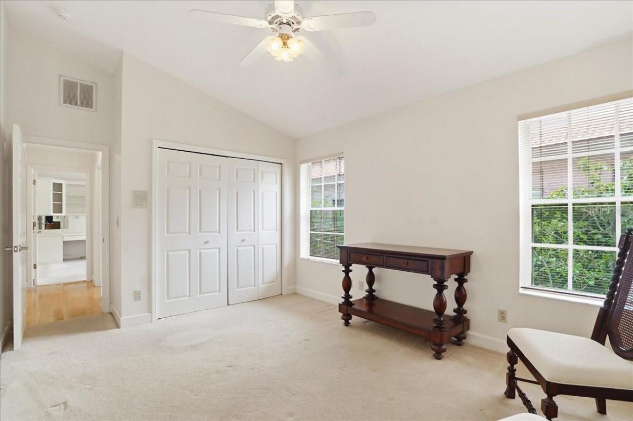 860 Sand Pine Drive Ne, Saint Petersburg, FL 33703 Photo
