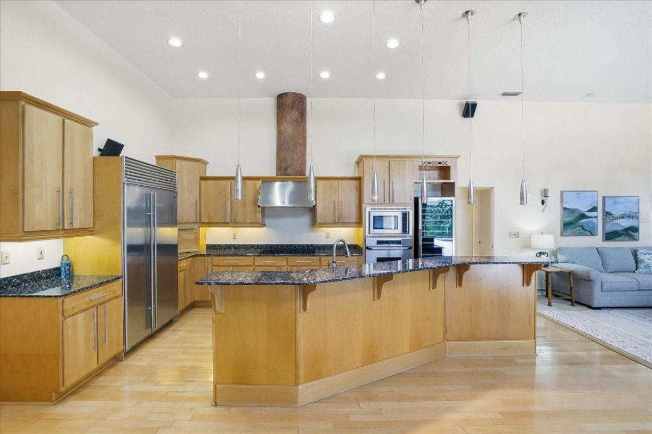 860 Sand Pine Drive Ne, Saint Petersburg, FL 33703 Photo