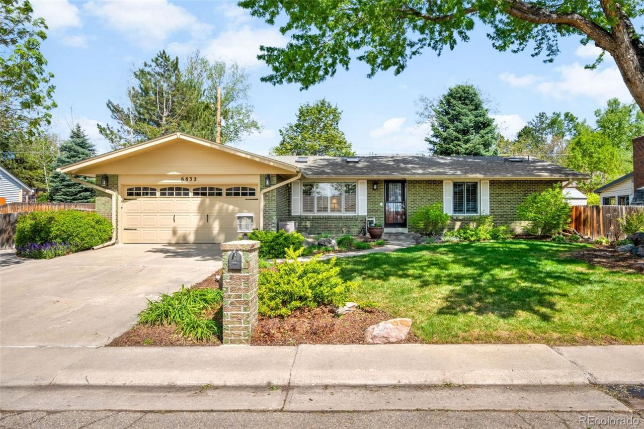 6832 Garland Street, Arvada, CO 80004 Main Photo