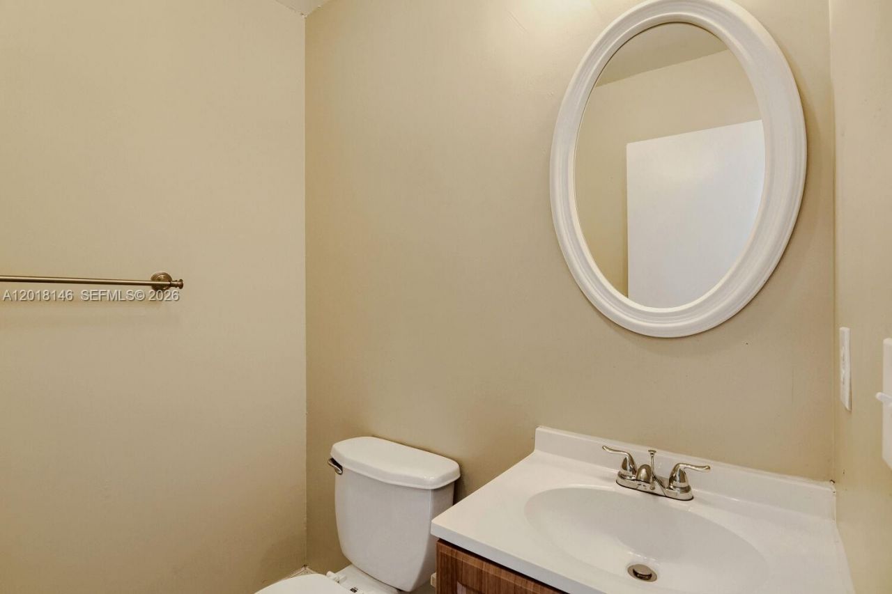 8515 NW 83rd St, Tamarac, FL 33321 Photo