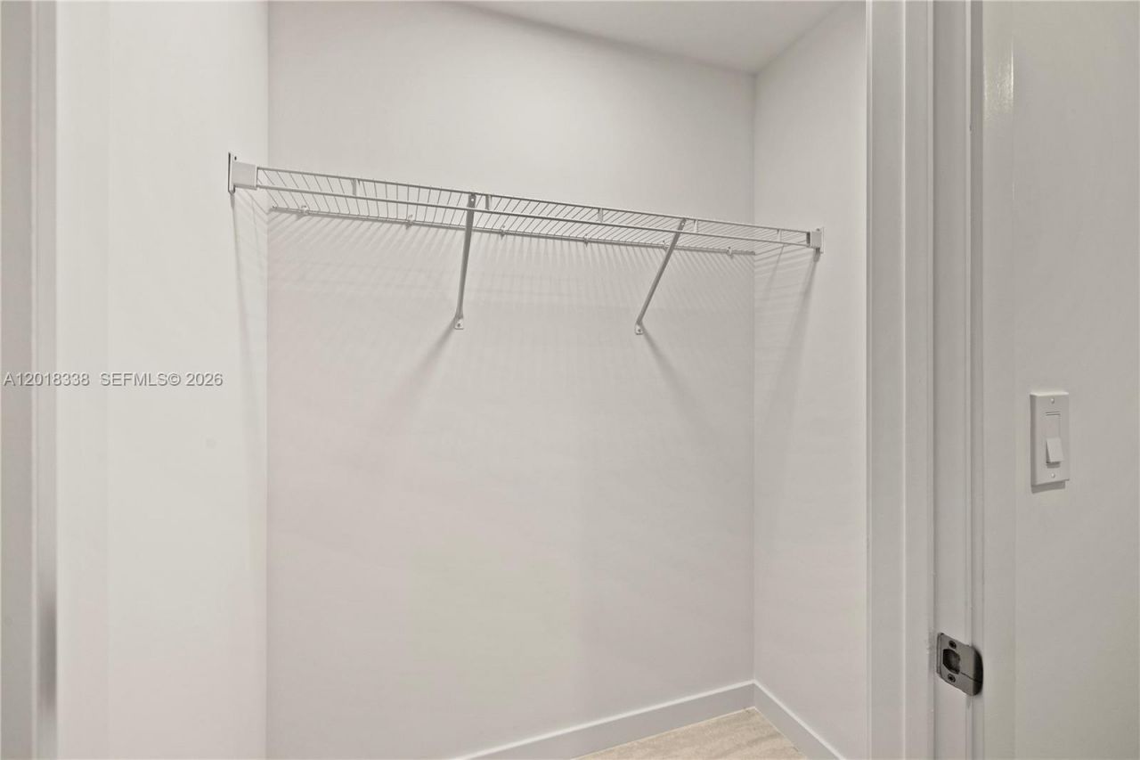 77 SE 5th , Unit 2404, Miami, FL 33131 Photo