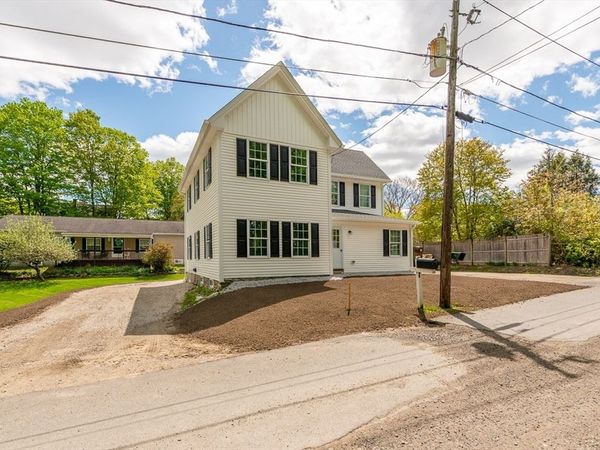 3 Williams St, Unit 1, Pepperell, MA 01463