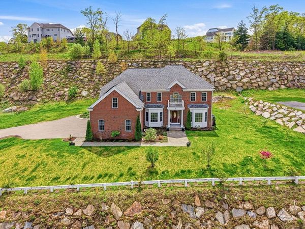 85 Old Cart Path, Holliston, MA 01746