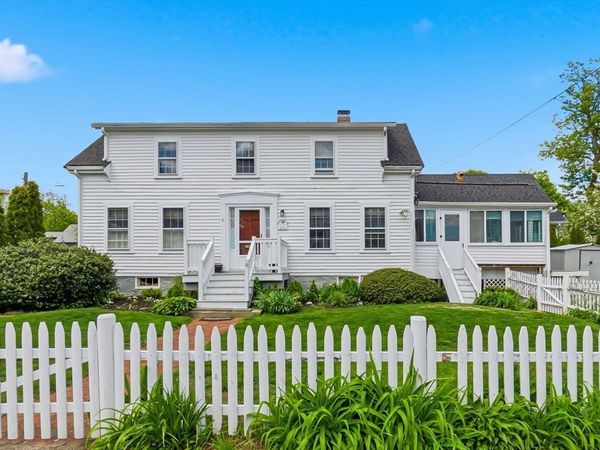 9 Mount Vernon, Marblehead, MA 01945
