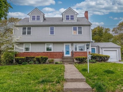137 Eleanor Dr Braintree, MA 02184