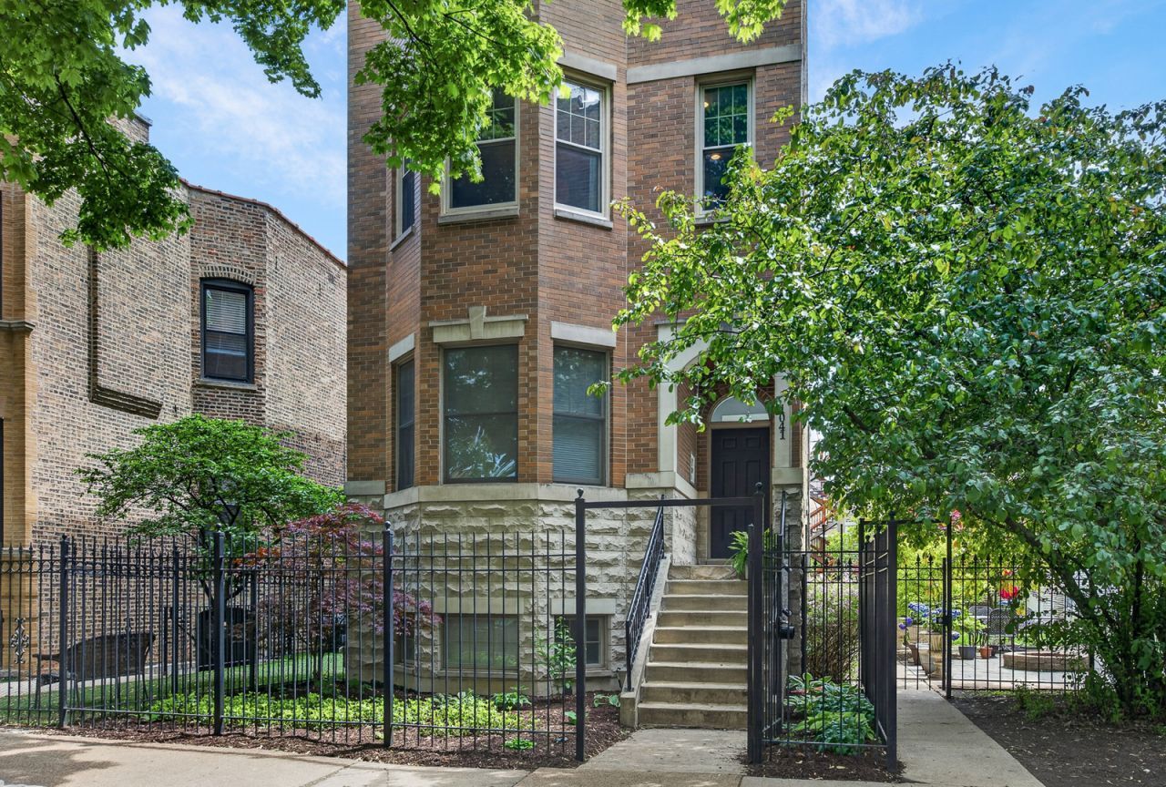 1041 N Leavitt Street, Unit 2, Chicago, IL 60622 Main Photo