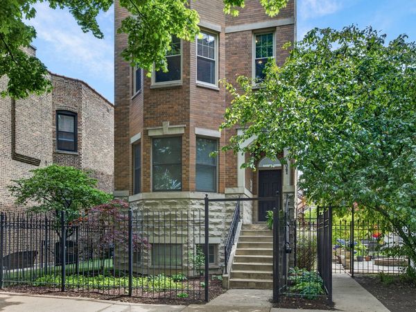 1041 N Leavitt Street, Unit 2, Chicago, IL 60622
