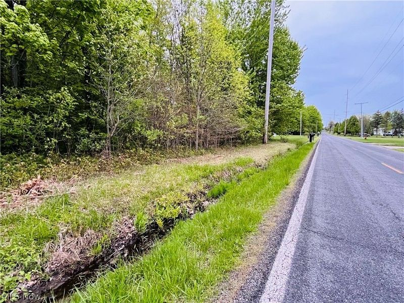 Bates Road, Madison, OH 44057 Photo 12