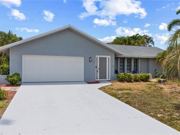 924 SE 21st LN , CAPE CORAL, FL 33990
