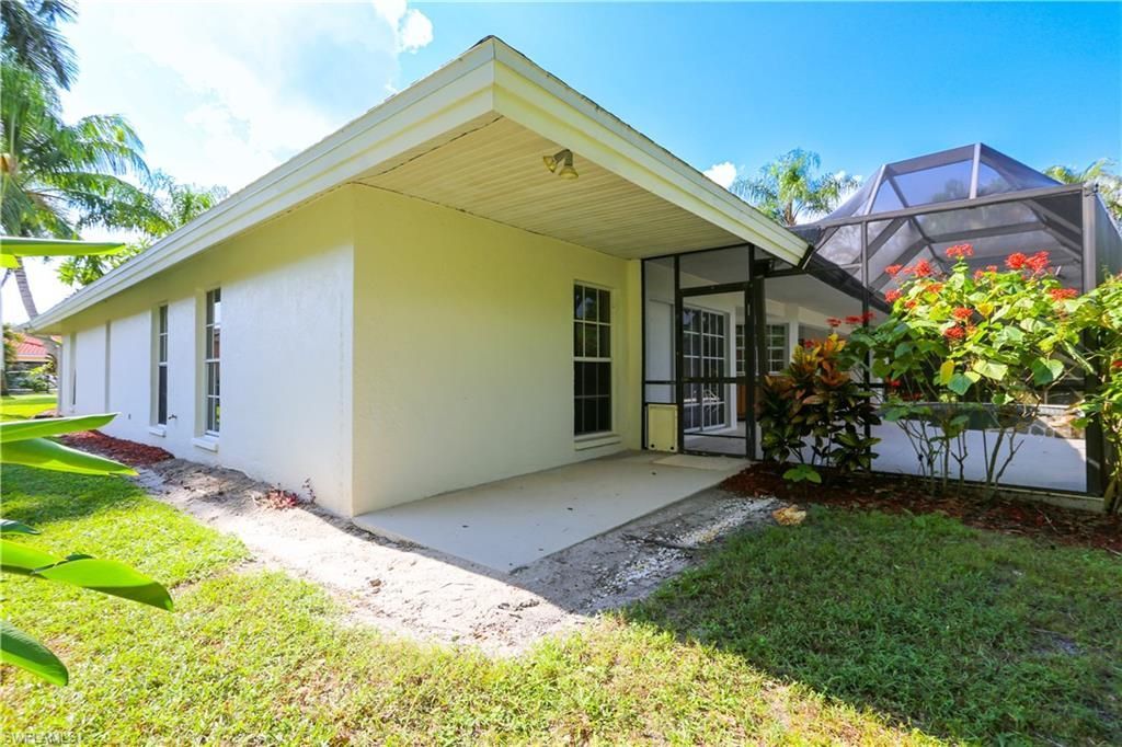 1040 Moon Lake Dr, Naples, FL 34104 Photo