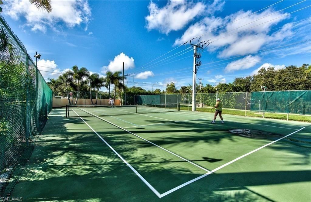 1040 Moon Lake Dr, Naples, FL 34104 Photo