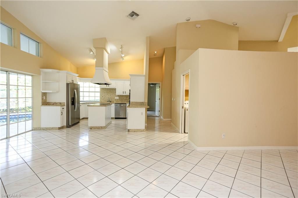 1040 Moon Lake Dr, Naples, FL 34104 Photo