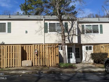 220 Elizabeth Street, Unit Apt B6, Chapel Hill, NC 27514
