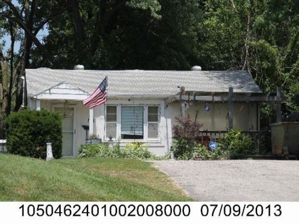9534 Swartz Road, Kansas City, KS 66111