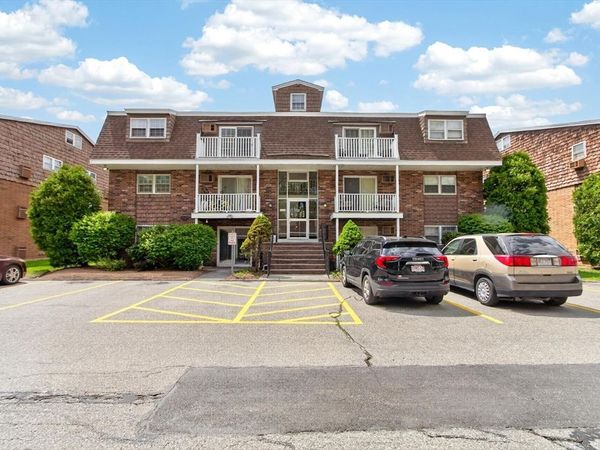 90 Beacon, Unit 12, Lawrence, MA 01843