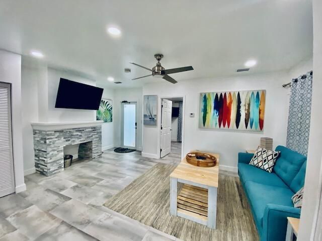 701 NE 17 Way, Fort Lauderdale, FL 33304 Photo
