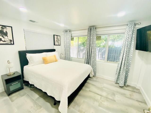 701 NE 17 Way, Fort Lauderdale, FL 33304 Photo