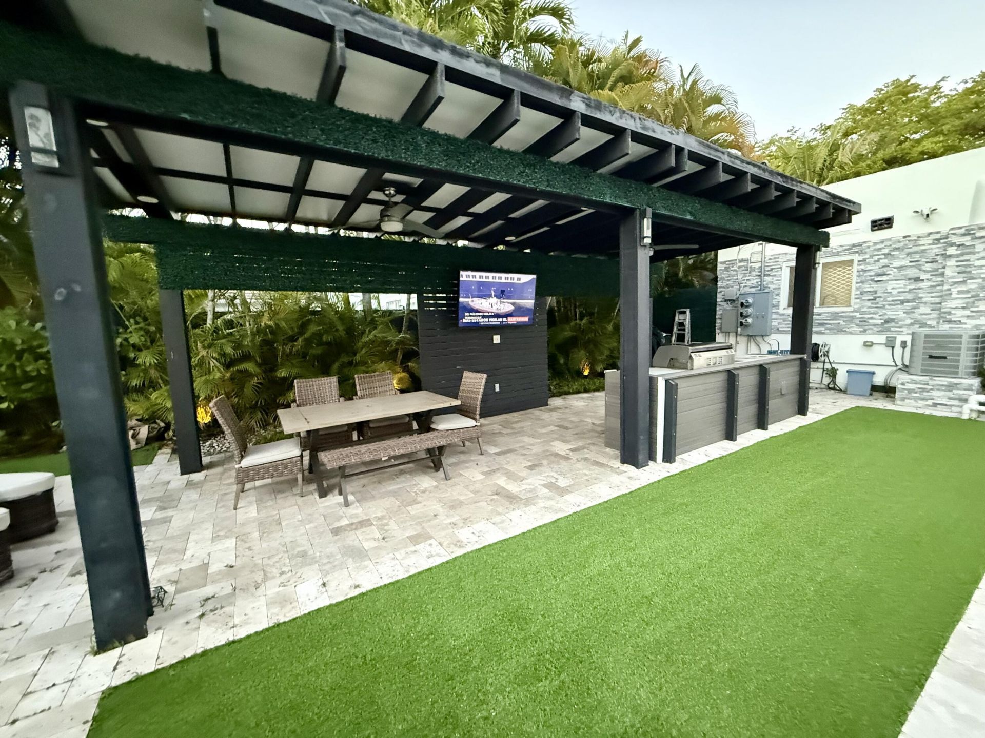 701 NE 17 Way, Fort Lauderdale, FL 33304 Photo
