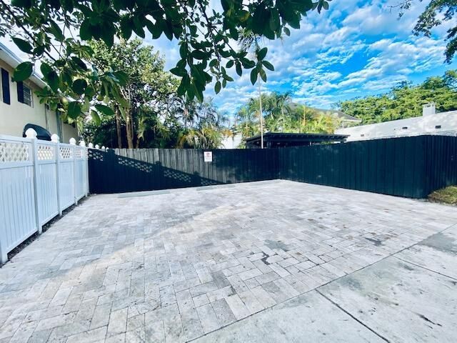 701 NE 17 Way, Fort Lauderdale, FL 33304 Photo