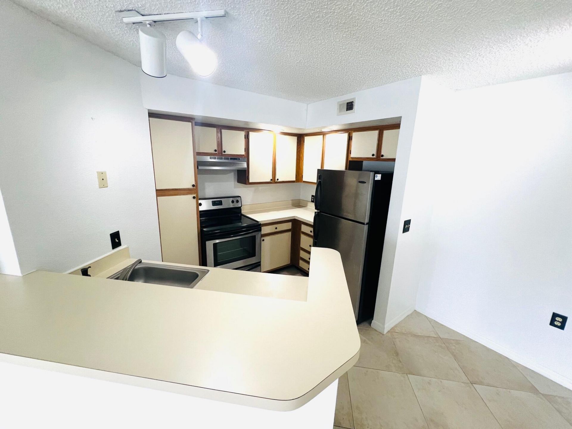 1401 Village Boulevard, Unit 916, West Palm Beach, FL 33409 Photo