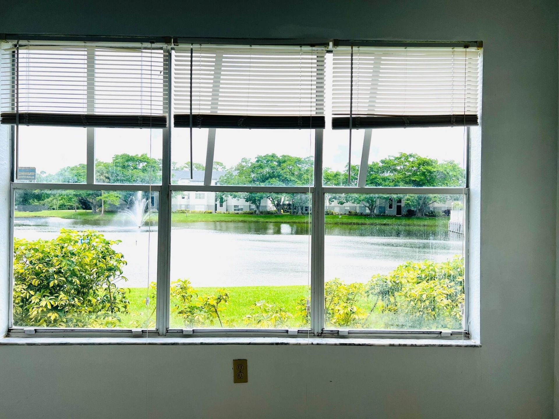 1401 Village Boulevard, Unit 916, West Palm Beach, FL 33409 Photo
