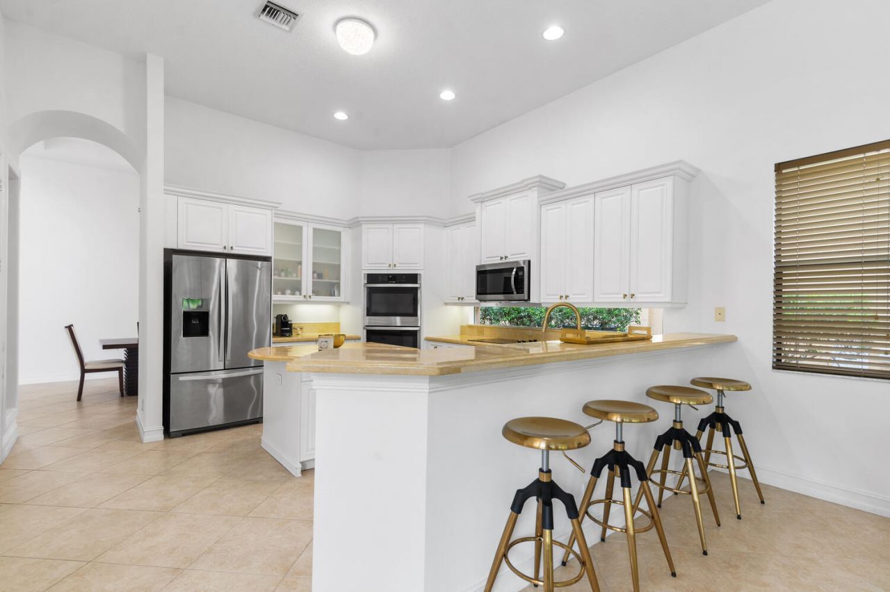 544 Edgebrook Lane, West Palm Beach, FL 33411 Photo