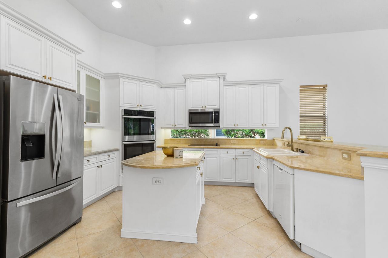 544 Edgebrook Lane, West Palm Beach, FL 33411 Photo