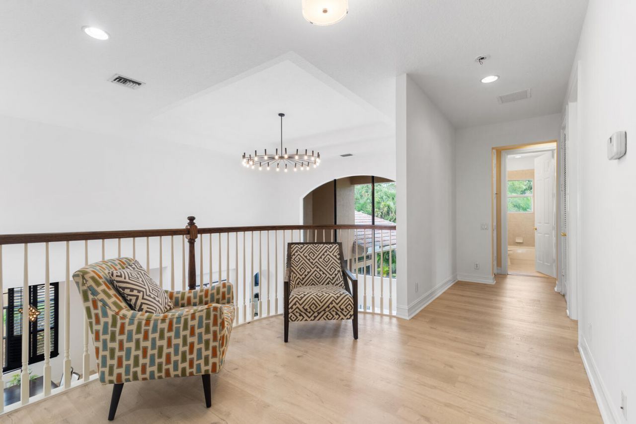 544 Edgebrook Lane, West Palm Beach, FL 33411 Photo
