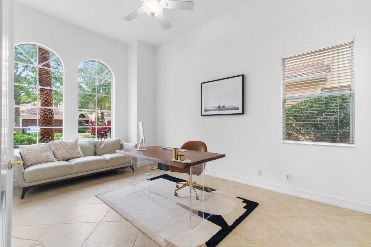 544 Edgebrook Lane, West Palm Beach, FL 33411 Photo