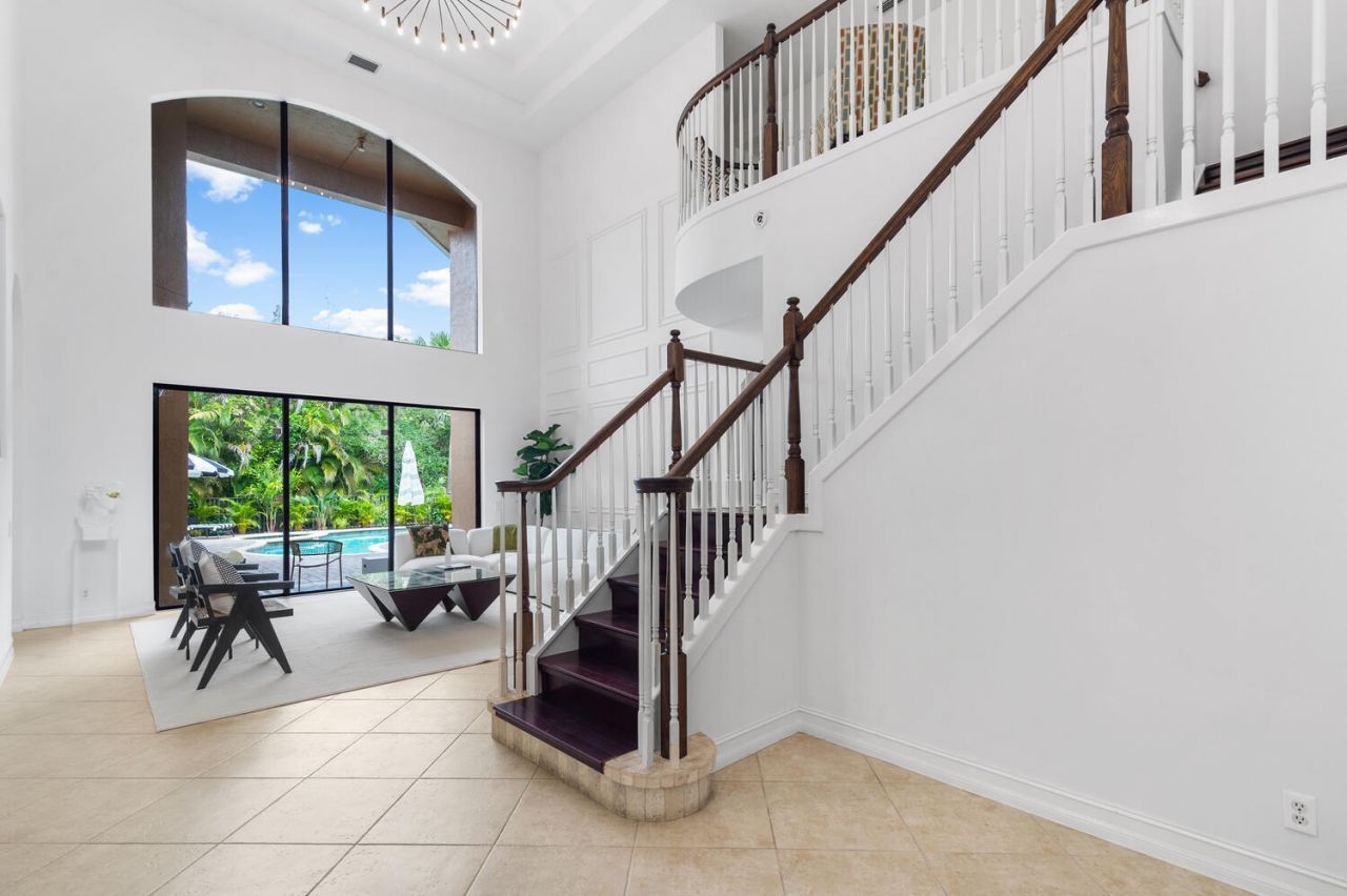 544 Edgebrook Lane, West Palm Beach, FL 33411 Photo