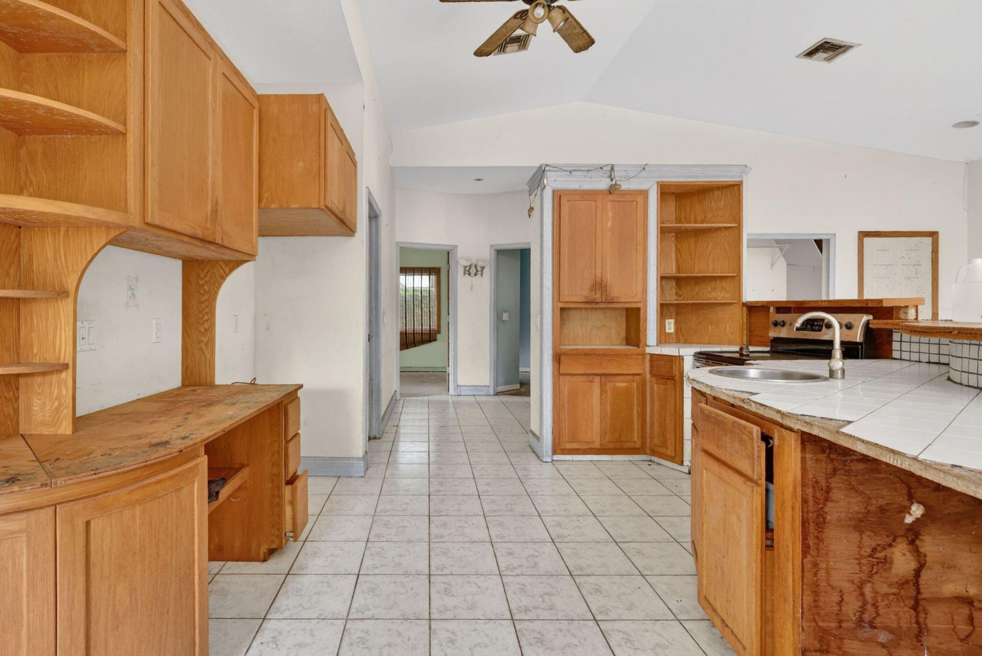 968 NE Kubin Avenue, Jensen Beach, FL 34957 Photo