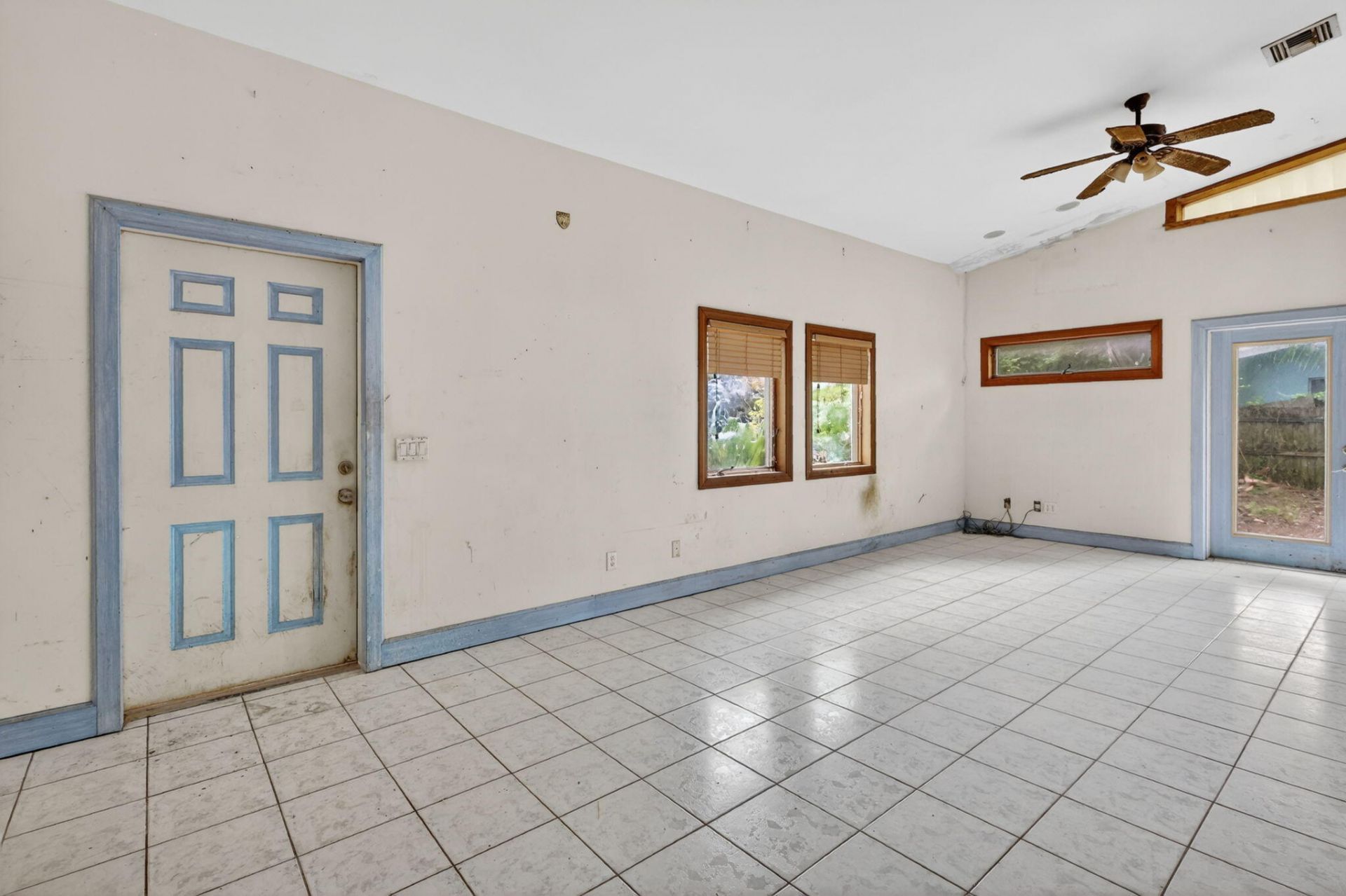 968 NE Kubin Avenue, Jensen Beach, FL 34957 Photo