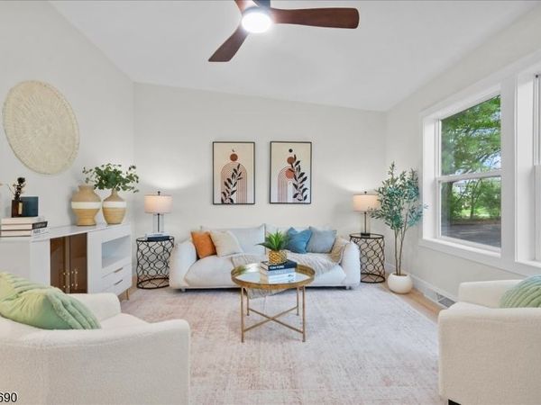 93 River View Way, Montague, NJ 07827