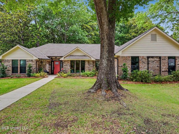 902 Magnolia Bayou Boulevard, Ocean Springs, MS 39564