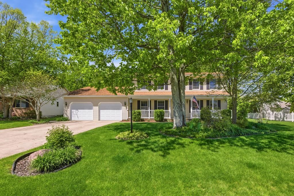1916 Chelsea Dr, Mansfield, OH 44904 Main Photo