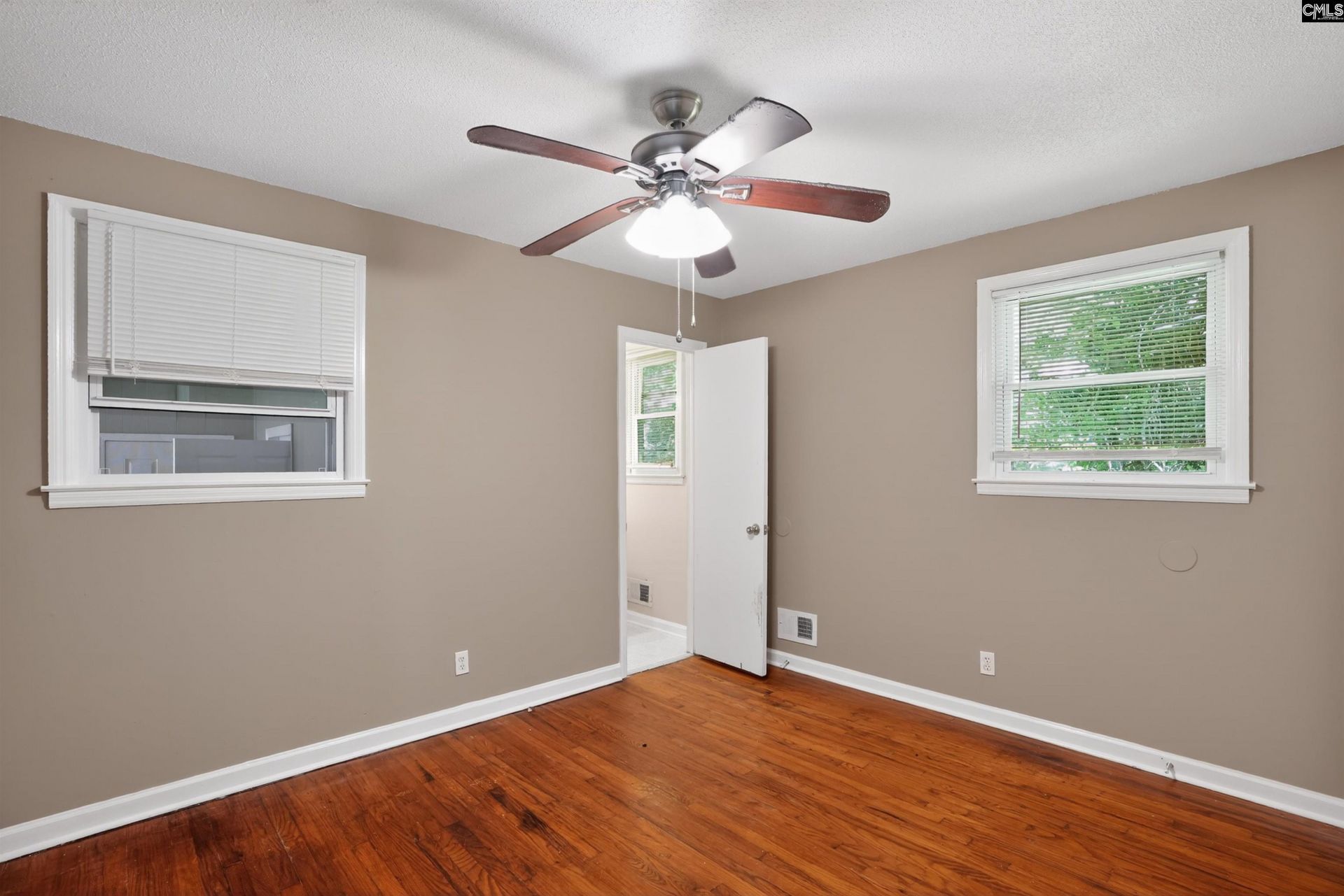 4521 Corbett Street Photo 12