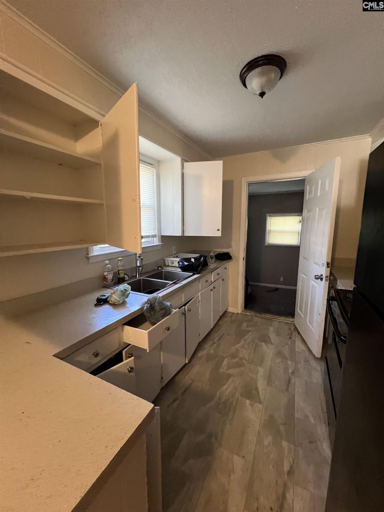 4521 Corbett Street  Photo 5
