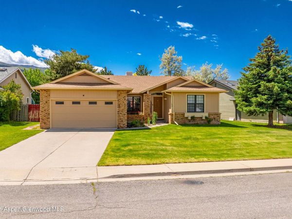 194 Sagemont Circle, Parachute, CO 81635