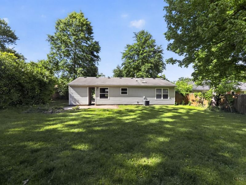 8616 Balboa Drive, Springfield Twp., OH 45231 Photo 3