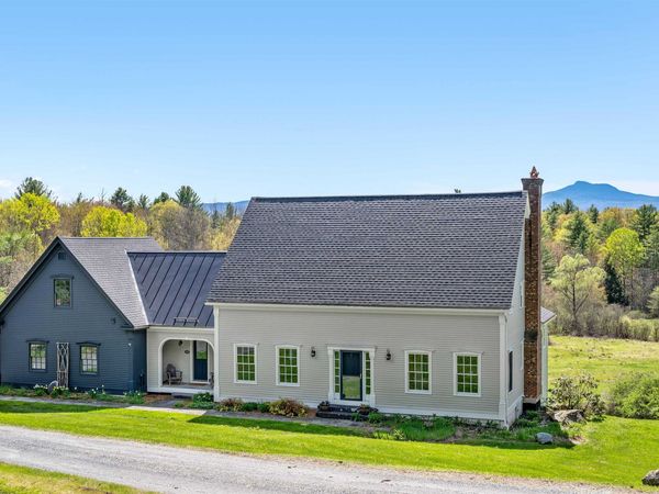 400 Loomis Highlands Road, Waterbury, VT 05677