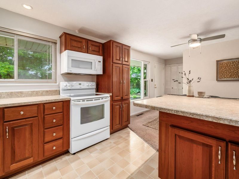 1610 Shively Road, Reynoldsburg, OH 43068 Photo 10
